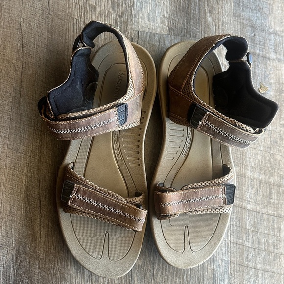 Margaritaville Other - Margaritaville Tan and Brown Sandals